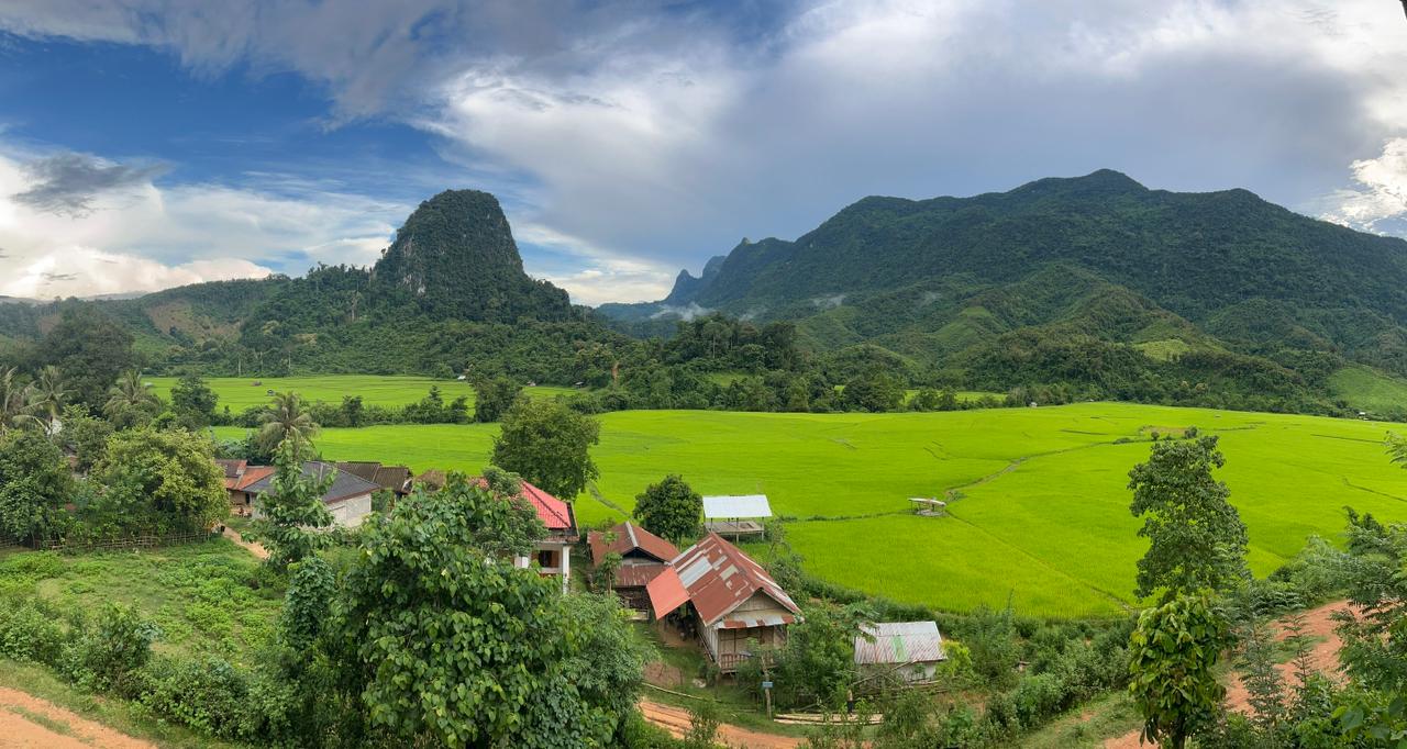 ຮູບບ້ານ ນາ